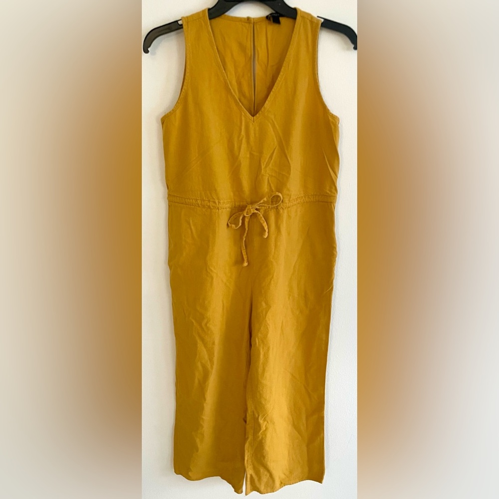 Drew yellow jumper womens size XS‎ front middle tie